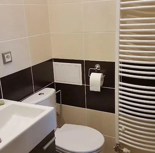 With A High Tatras View And Fireplace Štrba